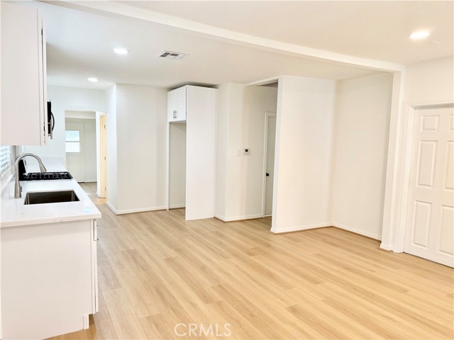 Detail Gallery Image 13 of 38 For 520 W California, Glendale,  CA 91203 - – Beds | – Baths