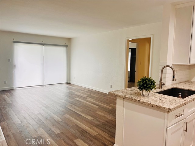 1345 Cabrillo Park Drive, Santa Ana CA: https://media.crmls.org/medias/c8672c5a-8854-41c2-91e9-e7e5cd953c14.jpg