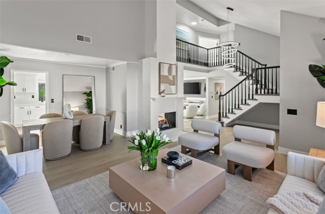 Detail Gallery Image 7 of 37 For 9882 Kings Canyon, Huntington Beach,  CA 92646 - 4 Beds | 2/1 Baths