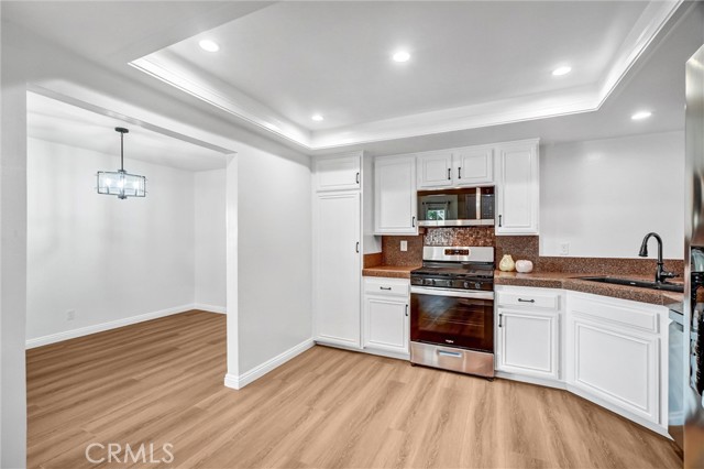 Detail Gallery Image 9 of 31 For 2032 E Bermuda #204,  Long Beach,  CA 90814 - 2 Beds | 2 Baths