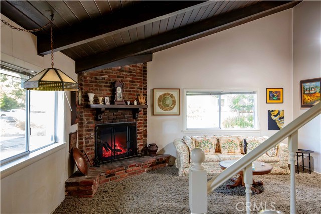 22654 Dolorosa Street, Woodland Hills CA: https://media.crmls.org/medias/c86c58e1-e032-4dcc-9399-91819a72e59d.jpg