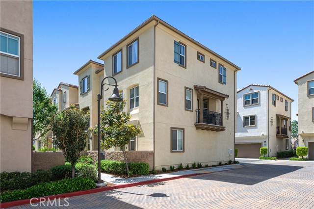 Detail Gallery Image 1 of 45 For 12457 Constellation St, Corona,  CA 91752 - 4 Beds | 3/1 Baths