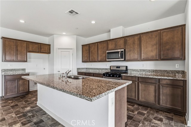 29875 Blue Ridge, Menifee CA: https://media.crmls.org/medias/c86d2acb-1c80-4fe1-9a92-d51950757610.jpg