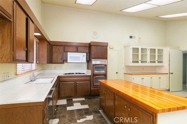 28720 Golden Meadow Drive, Rancho Palos Verdes, California 90275, 3 Bedrooms Bedrooms, ,2 BathroomsBathrooms,Residential,Sold,Golden Meadow,PV23169954