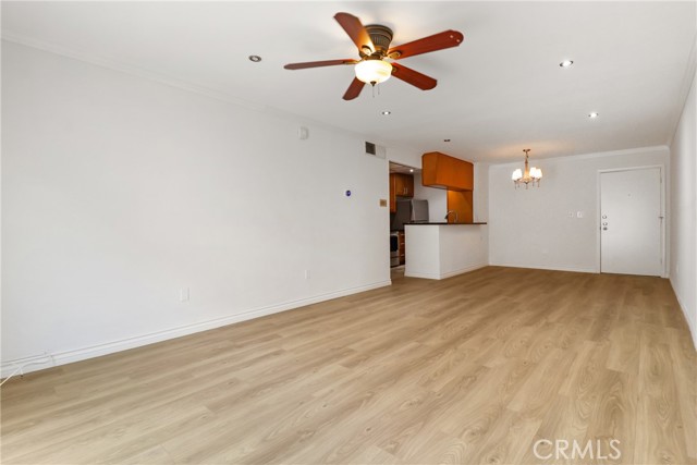 5257 Radford Avenue, Valley Village CA: https://media.crmls.org/medias/c86dfa72-f752-45ff-84c8-46d148ec1d17.jpg
