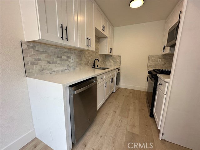 Detail Gallery Image 10 of 16 For 17414 Dairyview, Huntington Beach,  CA 92647 - – Beds | – Baths