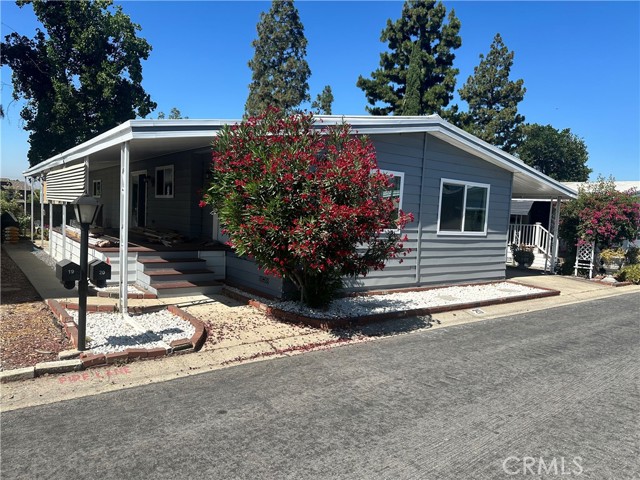 3945 Bradford St #20, La Verne, CA 91750