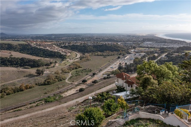 Detail Gallery Image 3 of 4 For 1094 Longview, Pismo Beach,  CA 93449 - – Beds | – Baths