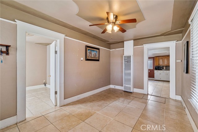 Detail Gallery Image 7 of 40 For 3139 E Clay Ave, Fresno,  CA 93702 - 3 Beds | 2 Baths