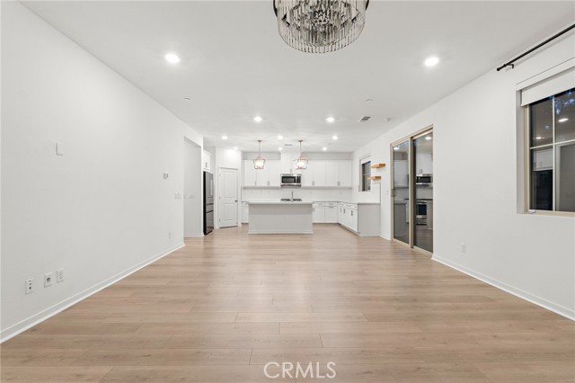 Detail Gallery Image 15 of 57 For 3950 Satsuma, Corona,  CA 92883 - 4 Beds | 3 Baths