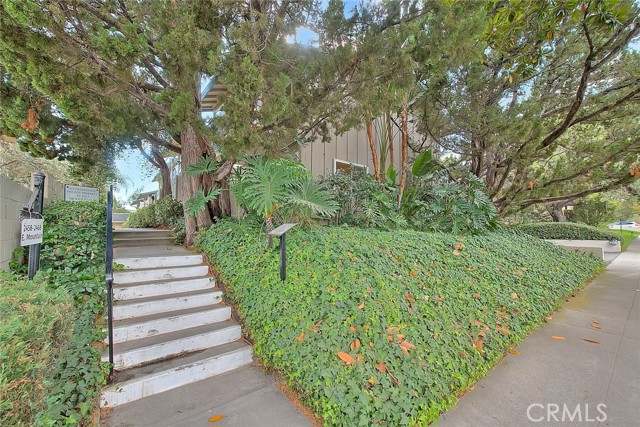 Detail Gallery Image 50 of 51 For 2458 E Mountain St, Pasadena,  CA 91104 - 3 Beds | 2/1 Baths