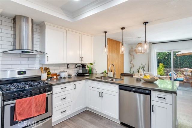9740 Woodleaf Drive, Rancho Cucamonga CA: https://media.crmls.org/medias/c86fe04a-b9c5-42d0-8d7a-ff2f3e917387.jpg