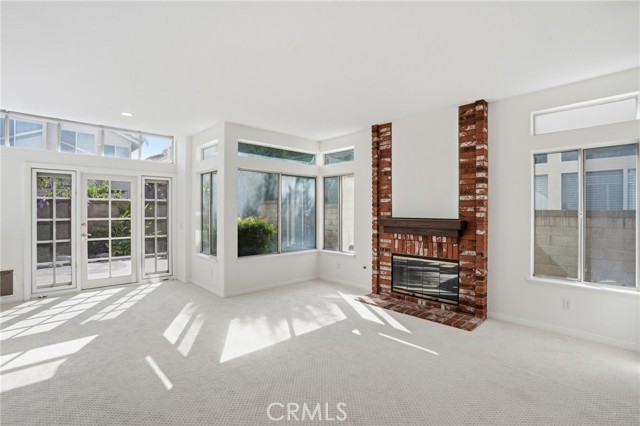 Image 8 of 27 For 9916 Fonte