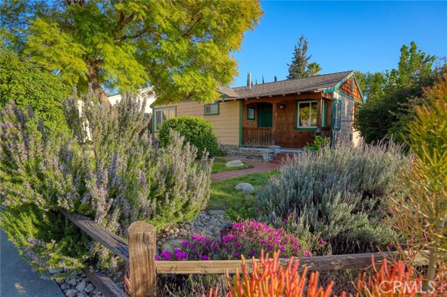 7856 Hillrose Street photo 2