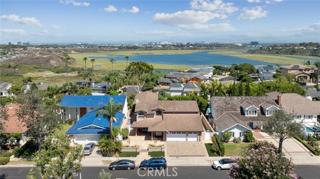 Detail Gallery Image 1 of 68 For 2030 Leeward Ln, Newport Beach,  CA 92660 - 4 Beds | 3/1 Baths