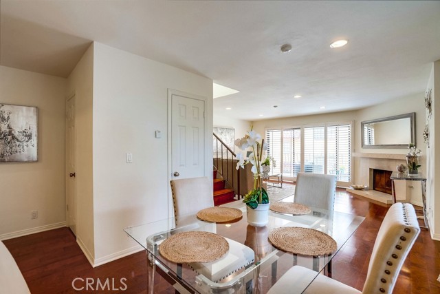 839 6th Street, Hermosa Beach, California 90254, 2 Bedrooms Bedrooms, ,1 BathroomBathrooms,Residential,Sold,6th,SB22126122