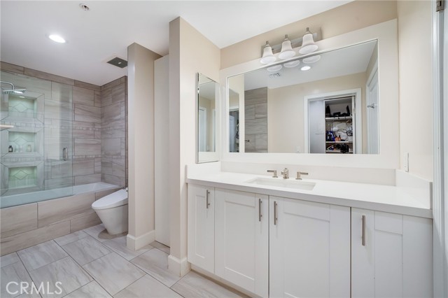 Detail Gallery Image 14 of 24 For 125 N Raymond Ave #205,  Pasadena,  CA 91103 - 2 Beds | 2/1 Baths