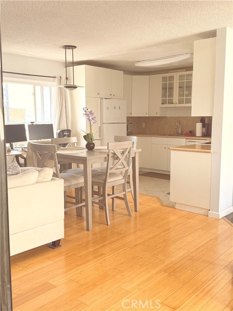 Detail Gallery Image 8 of 24 For 5300 Fairview #19,  Los Angeles,  CA 90056 - 2 Beds | 1 Baths