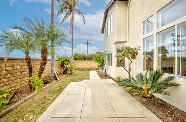 5338 S Chariton Avenue, Ladera Heights CA: https://media.crmls.org/medias/c87269b5-194b-4916-bf62-a1b92171b393.jpg