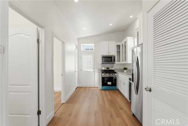 8250 Lankershim Boulevard, Space 45 photo 6
