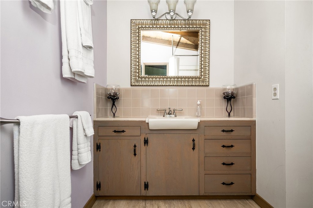 C872b21c 5c82 4d37 9797 2ea2cfbda48d