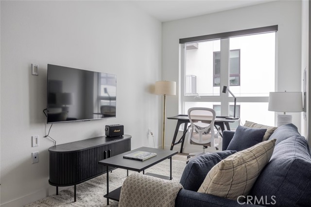 511 S Harbor, San Pedro CA: https://media.crmls.org/medias/c8736384-4edc-4129-aec3-a8020c02588b.jpg