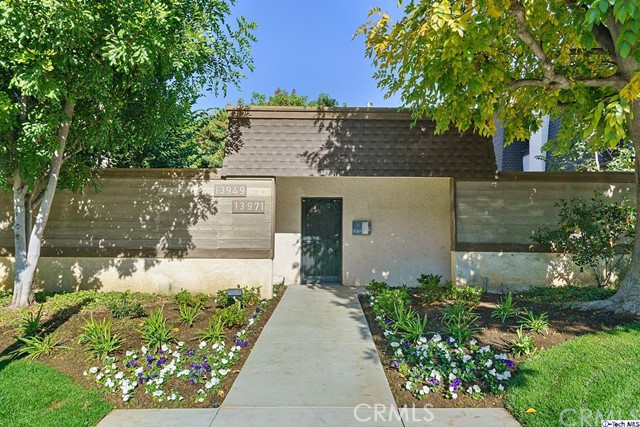 2 Bed Home for Sale in Sherman Oaks, California