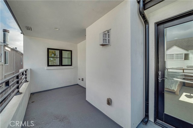 Detail Gallery Image 37 of 67 For 608 Heliotrope, Corona Del Mar,  CA 92625 - 4 Beds | 4 Baths