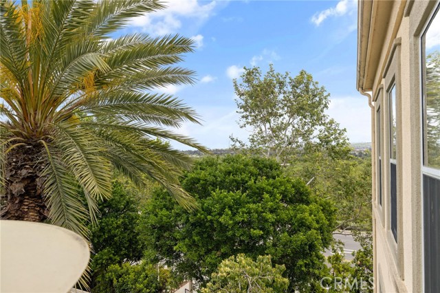 3459 Watermarke Place, Irvine CA: https://media.crmls.org/medias/c87695eb-972c-4a9f-8b99-e6fe68743110.jpg