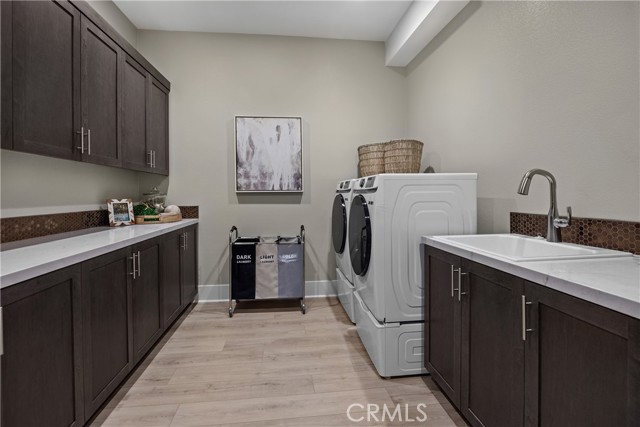 Detail Gallery Image 19 of 20 For 6548 Canyon Oaks Dr, Simi Valley,  CA 93063 - 4 Beds | 3/1 Baths