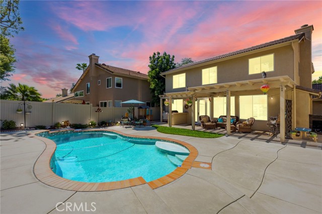 Detail Gallery Image 3 of 34 For 45166 via Quivera, Temecula,  CA 92592 - 3 Beds | 2/1 Baths