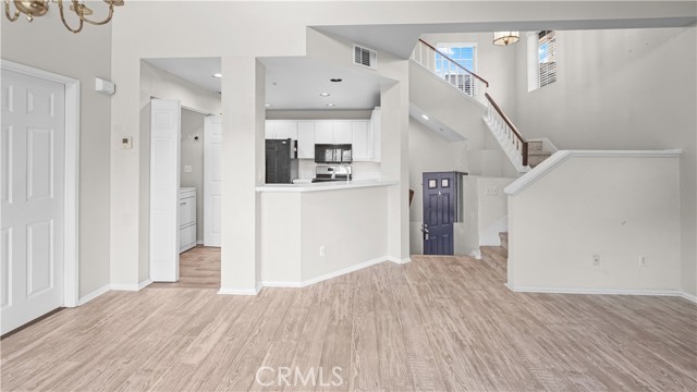 Detail Gallery Image 10 of 32 For 2951 via Milano #202,  Corona,  CA 92879 - 2 Beds | 2 Baths