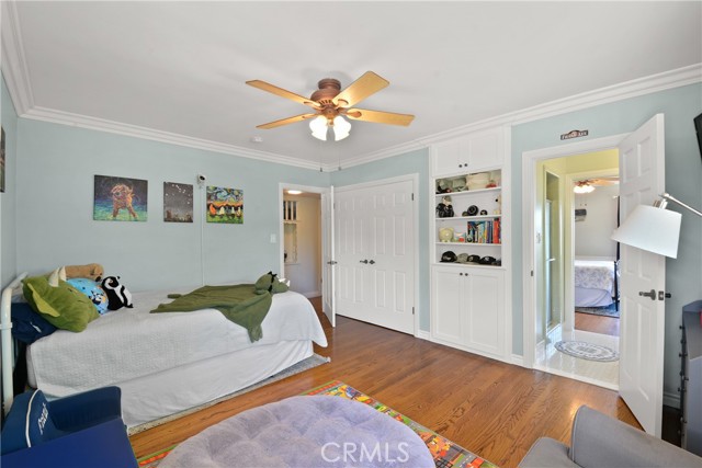 Image 15 of 27 For 9626 La Alba