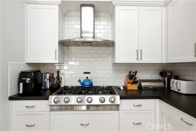 Detail Gallery Image 44 of 70 For 527 Seaward Rd, Corona Del Mar,  CA 92625 - 4 Beds | 3/1 Baths