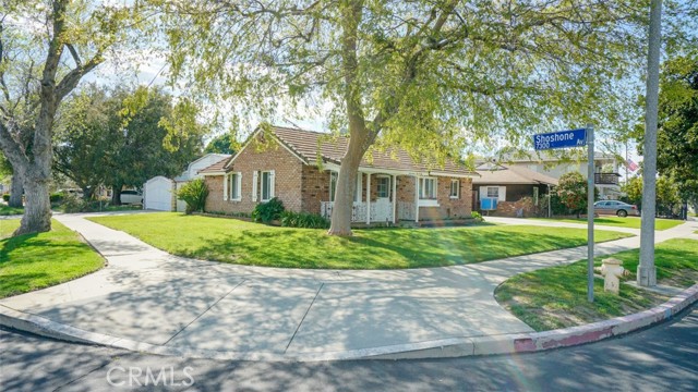 Image 3 for 17606 Valerio St, Van Nuys, CA 91406