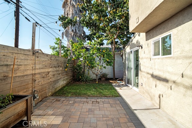 Detail Gallery Image 29 of 37 For 3031 4th Ave, Los Angeles,  CA 90018 - 6 Beds | 4/1 Baths