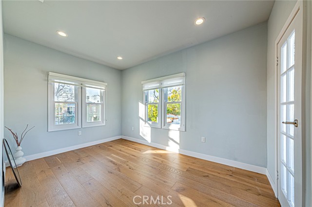 Detail Gallery Image 16 of 24 For 1226 Meadowbrook, Los Angeles,  CA 90019 - – Beds | – Baths