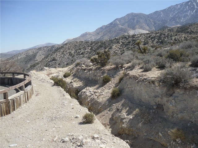 Detail Gallery Image 5 of 10 For 33164 Rose Amber Rd, Lucerne Valley,  CA 92356 - – Beds | – Baths