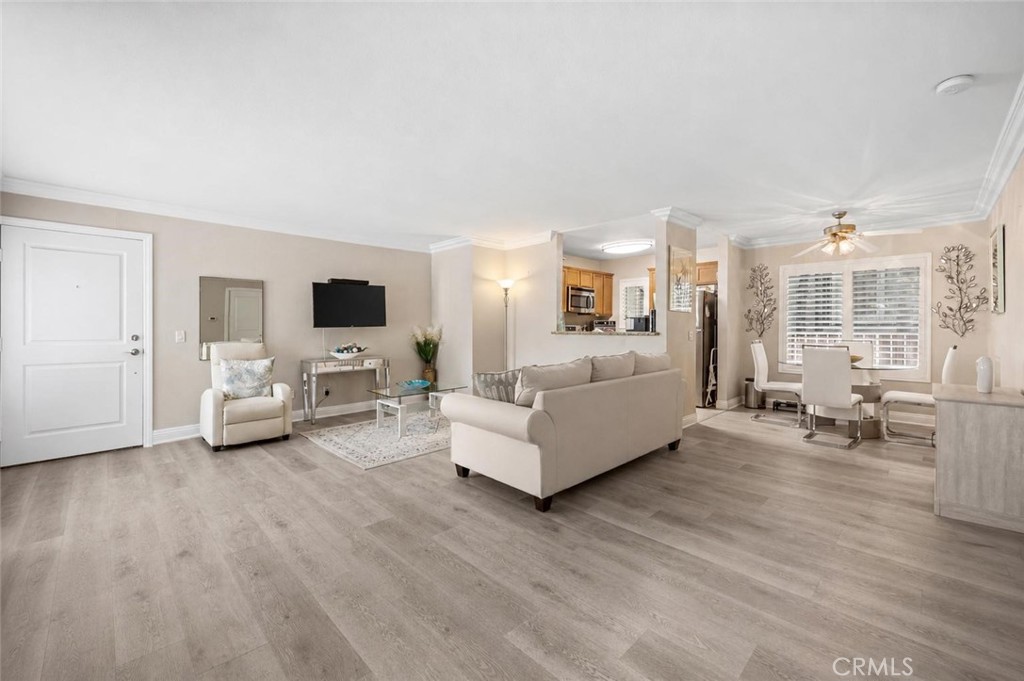 355 N Maple Street #121