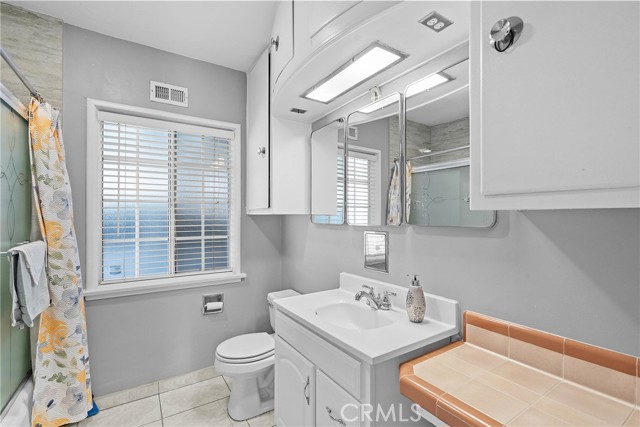 7726 Blanchard Avenue, Fontana CA: https://media.crmls.org/medias/c87a50b6-2f50-4e8e-99b2-8549ea90cc2a.jpg