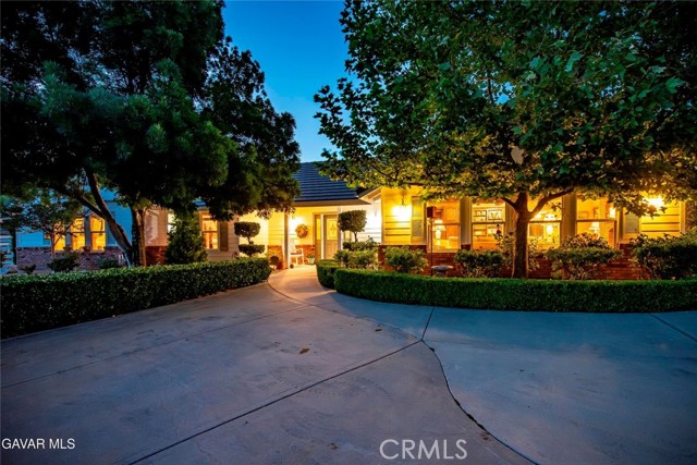 40505 90th W Street, Palmdale CA: https://media.crmls.org/medias/c87a6f5e-5d8a-4cd7-85ee-e2752c5def97.jpg