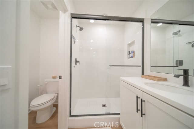 17952 Seaglass Drive, Huntington Beach CA: https://media.crmls.org/medias/c87a8117-8dd8-4e2b-914a-9a728862abc9.jpg