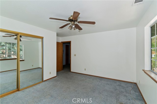 386 Garden Drive, Cedarpines Park CA: https://media.crmls.org/medias/c87b2ee5-4edb-4884-a669-579145640519.jpg