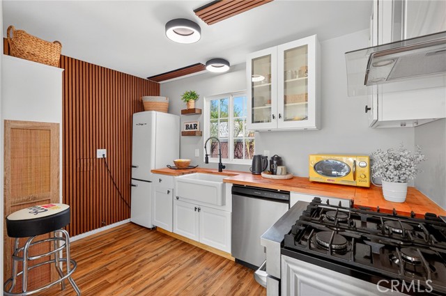 Detail Gallery Image 45 of 64 For 261 N Oak, Pasadena,  CA 91107 - 4 Beds | 3 Baths