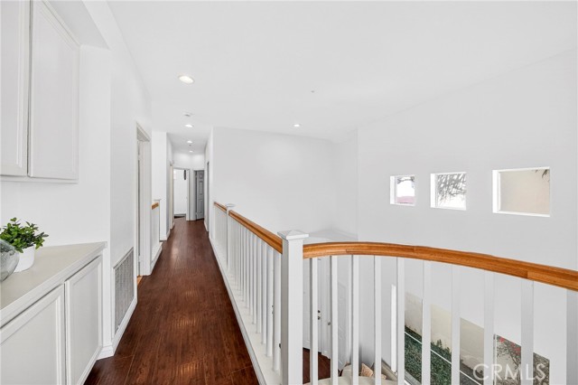 Image 40 of 58 For 13617 Freemont Court