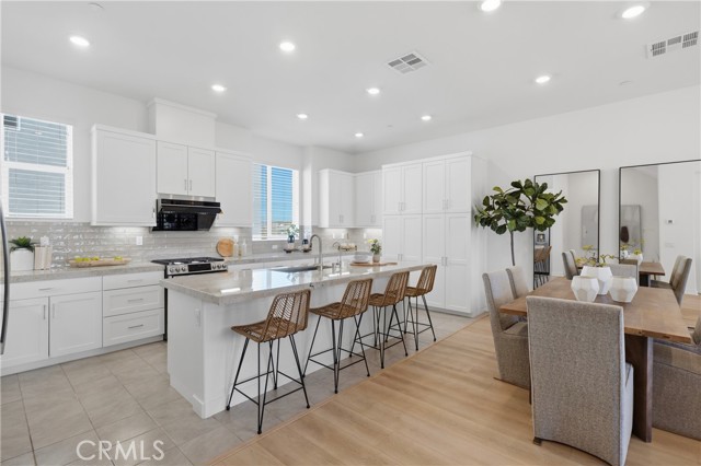 Detail Gallery Image 12 of 60 For 253 Sash, Irvine,  CA 92618 - 2 Beds | 2/1 Baths