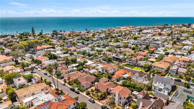 616 Rushville Street, La Jolla CA: https://media.crmls.org/medias/c87dde19-0cc9-4ecf-8eca-73b160d09464.jpg