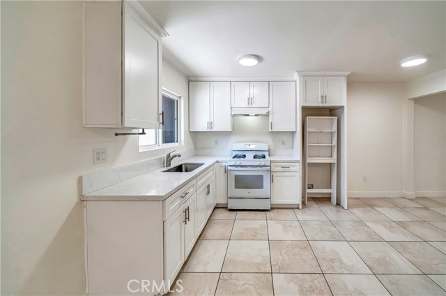 Detail Gallery Image 3 of 16 For 6735 Elmer Ave #8,  North Hollywood,  CA 91606 - 1 Beds | 1 Baths
