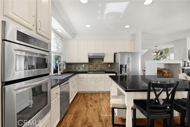 Detail Gallery Image 13 of 31 For 53 Montecilo, Lake Forest,  CA 92610 - 3 Beds | 2/1 Baths