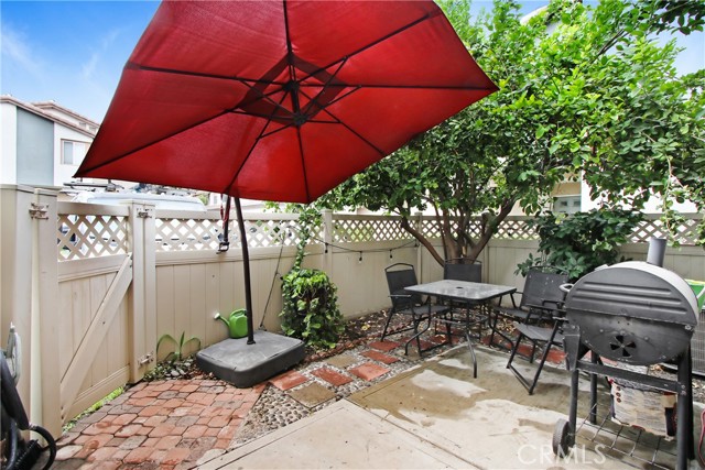 3728 Via Tortola, Riverside CA: https://media.crmls.org/medias/c87e0da6-8796-41d9-b416-1988be8aaef4.jpg